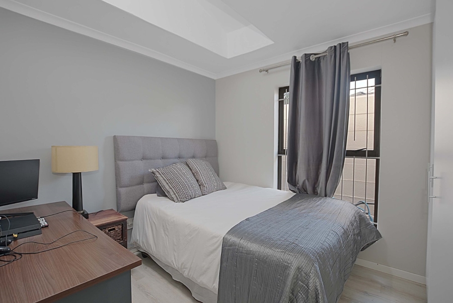  Bedroom Property for Sale in West Beach Western Cape